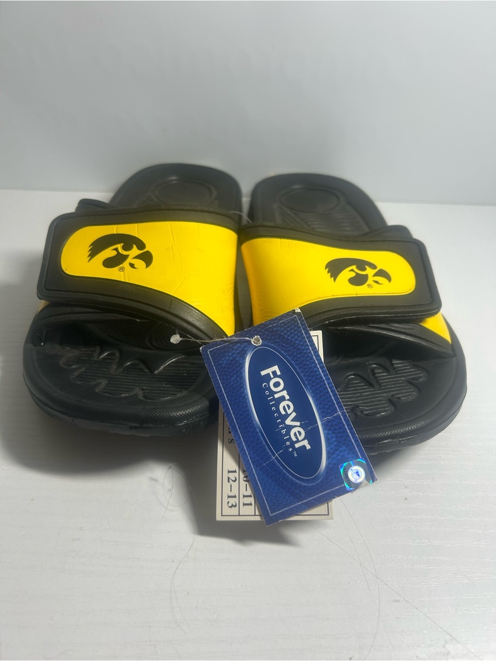 Forever Collectibles Yellow and Black Slide Sandals